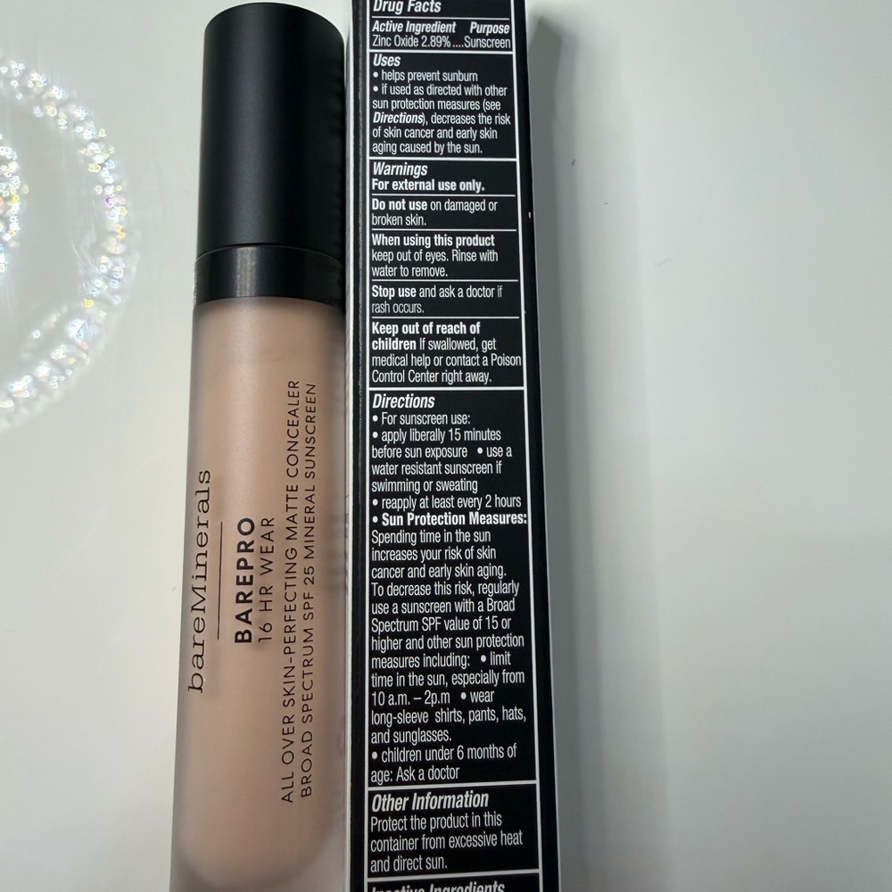 bareMinerals BAREPRO Concealer - Fair 150 Cool - Picture 3 of 3
